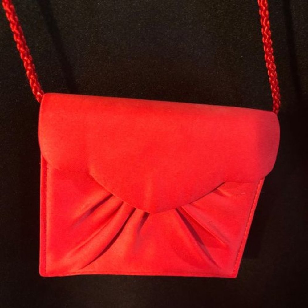 Adorable Bright Red Evening Bag with Rope Strap. Great for the Holidays.